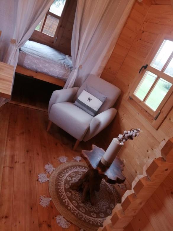 Le Studio Du Pressoir Gisay Εξωτερικό φωτογραφία