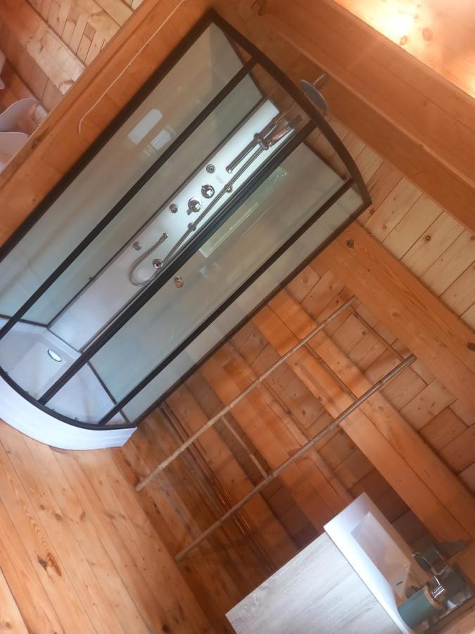 Le Studio Du Pressoir Gisay Εξωτερικό φωτογραφία